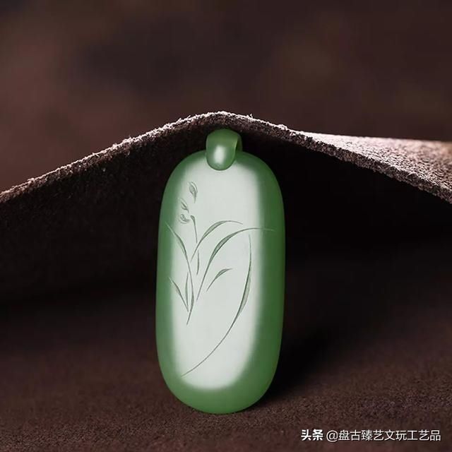  『作者』玉雕师为女神定制的花，总有一枝适合你