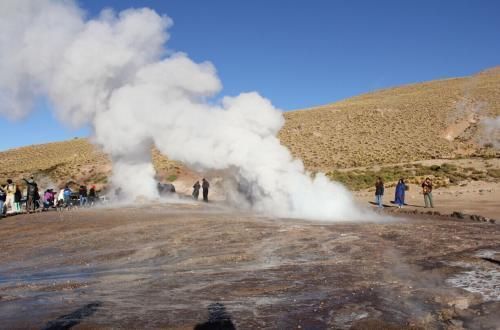 趁着煤改电开石墨烯地暖店赚钱可以吧