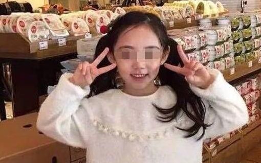 11岁女孩已化妆6年，发现异常后去检查，医生的话让家人后悔莫及