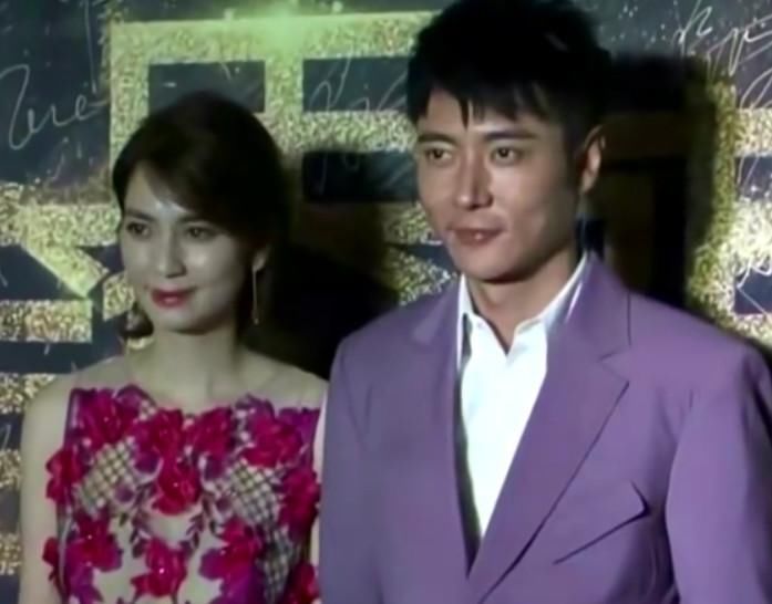 张丹峰忍受不了“出轨”谣言，本该义愤填膺的辟谣却被喂了狗粮