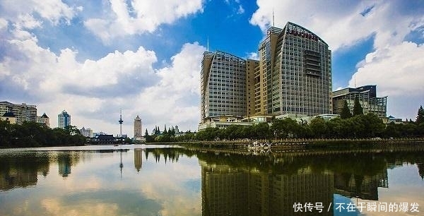  2020年@江苏、上海新高铁预计2020年通车，沿途设9站，此城市将