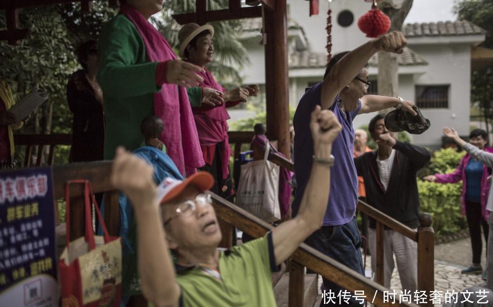 世界第一长寿村,房价1万多1平方米,1瓶矿泉水80块