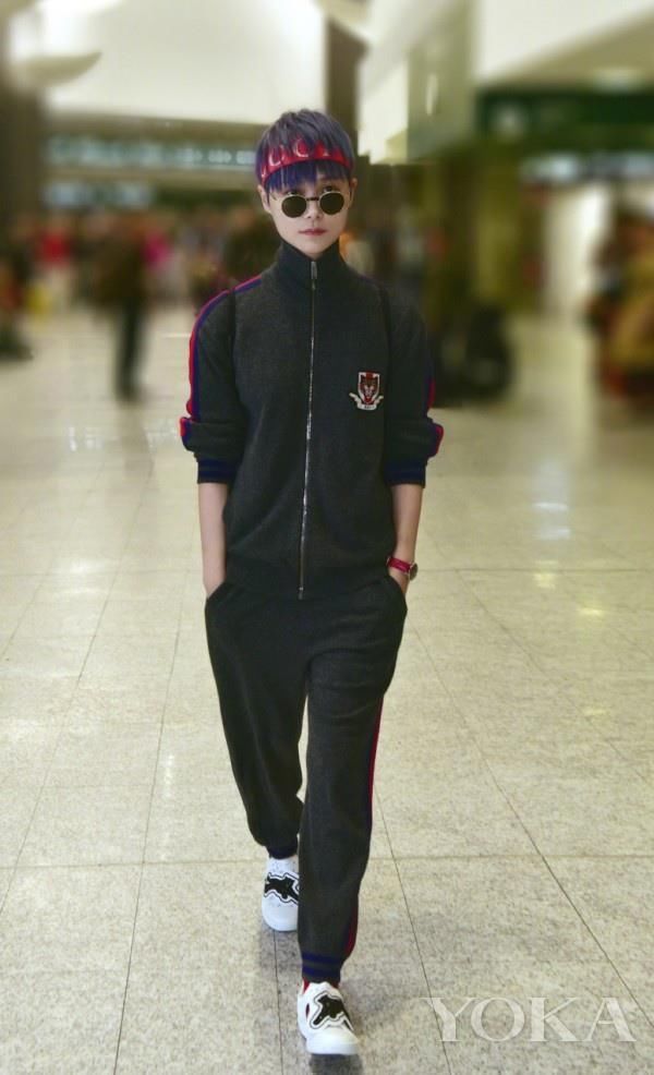 夏日不做蓬头乱发的猪猪女孩 范冰冰的发带轻松拯救你