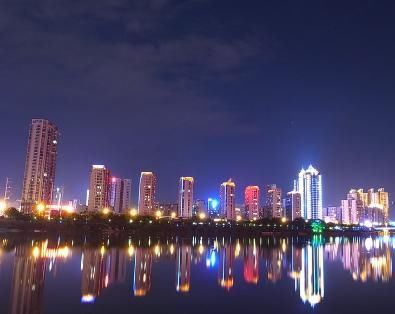 它是江西最谦虚的城市，景色十分优美，而且面积最大人口最多