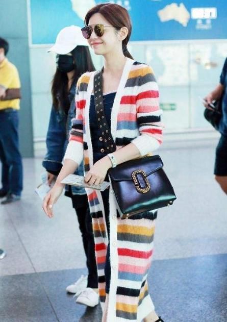 陈妍希秒变阿根廷小迷妹，原来女孩子也喜欢看球赛！