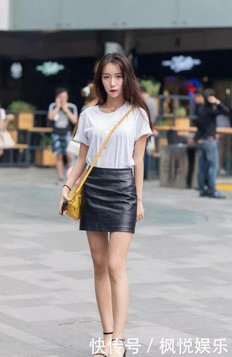 「 美女」穿出时尚女人气息，时尚美女街拍：独特魅力的美女
