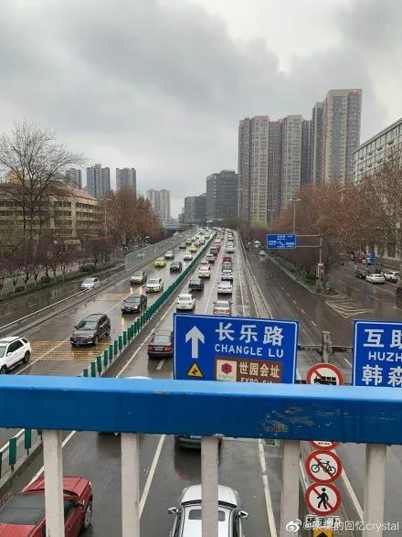  [西安]西安早高峰刷遍朋友圈！城市“重启”了，自我防护一定要做好！