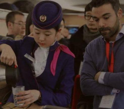 印度人担心中国高铁速度太快，遇到石头来不及刹车，结果被打脸