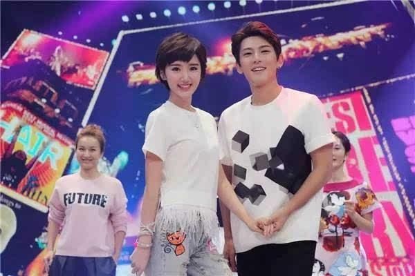 陈翔出轨在先，毛晓彤出事不帮腔还蹭热度，这波举动太恶心！