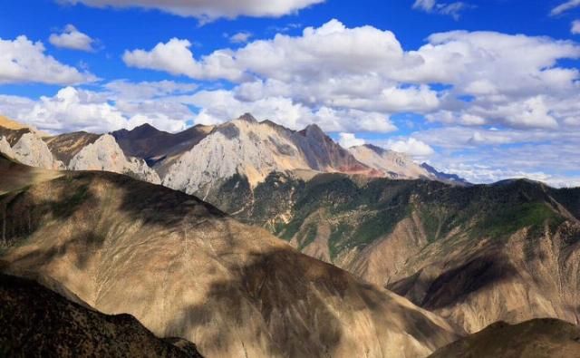 四个花季少女，自驾牧马人远赴西藏，只为那一场圆梦之旅!