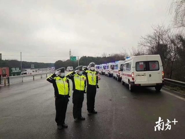  「抵达湖北」全国接力！美的采购140辆负压救护车驰援湖北战“疫