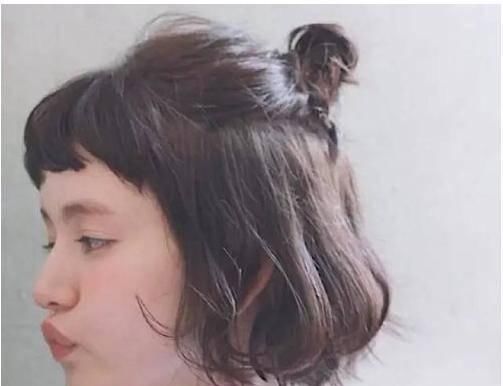  「短发」扎短发的妹纸从额头美到后脑勺，这么多种短发扎法总有你会用的