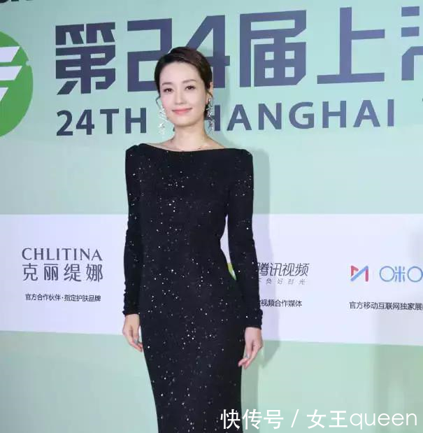 马伊琍一袭白色长裙，贵妇气质尽显，网友怎么穿都好看！