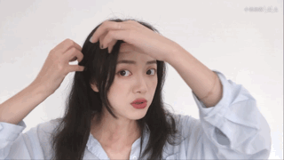  [钟楚曦]喜欢复古风的女生，烫个羊毛卷
