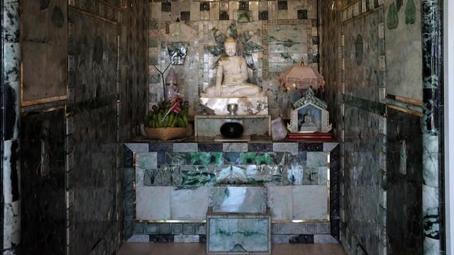 世界上最尊贵的佛寺——曼德勒翡翠佛塔