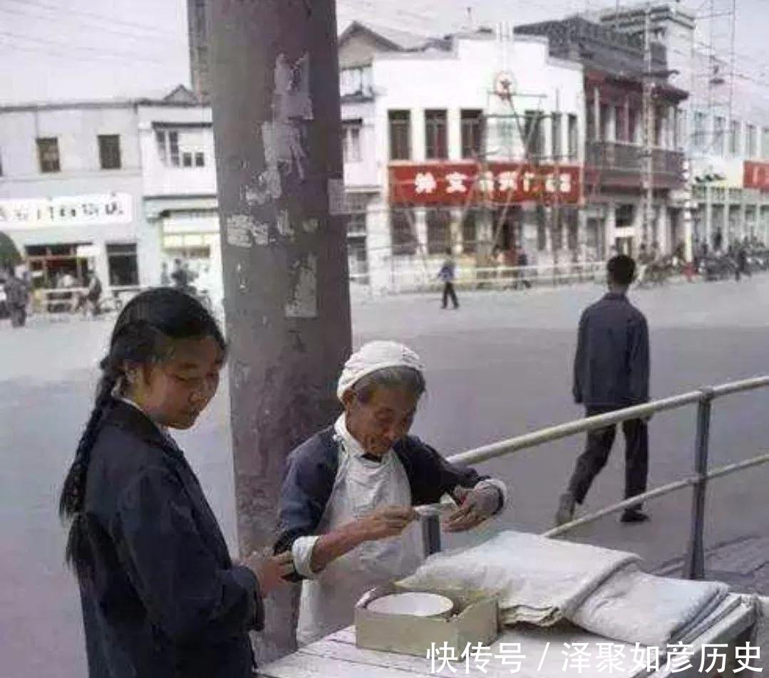  回忆@【童年记忆】充满回忆的80年度老照片，记录逝去的那个年代