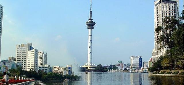  「十年」未来十年, 上海可能会和这座城市合并!