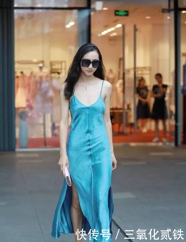  【显得】高跟鞋简约时尚，带给女性曼妙的好身姿