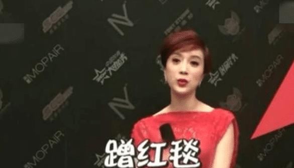 『范冰冰』红毯上“丑态百出”的明星:李玉刚被保安驱逐,她给中国女演员丢脸了