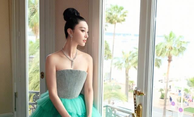  『气质』做发型不一定要去理发店!自己在家也可以做发型!好看还省钱!