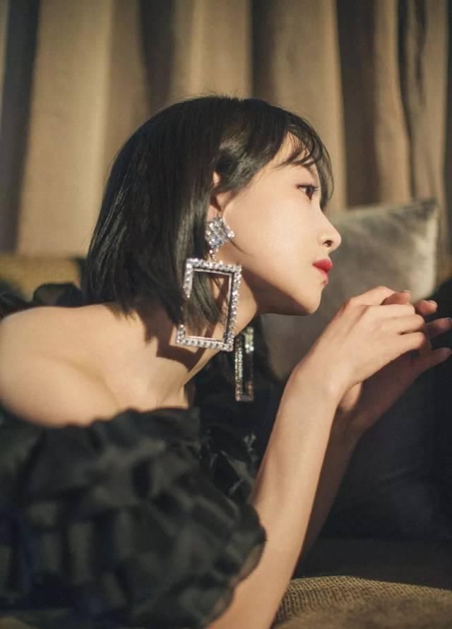 #压根#耳饰的“花式”愈来愈多!双眼压根无法离去啊