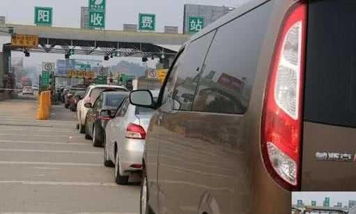  【中国】9月1日开始，中国高速收费将实施新收费标准，这类车收