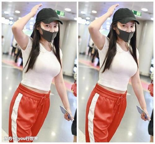 28岁徐冬冬白T红裤现身机场胸围傲人，这身材真的是绝了！