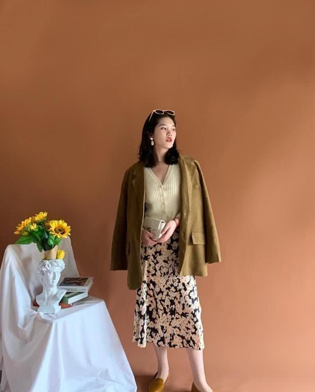  「上短下长」个子小不用怕，只要掌握小技巧，这个初夏你也能“美美哒”