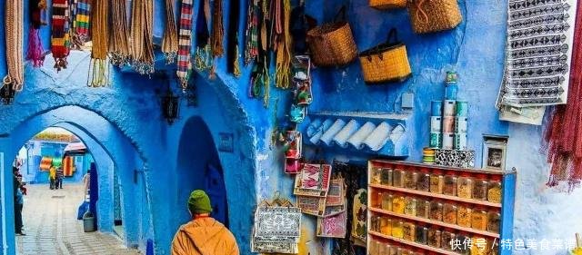 世界磷酸盐最多的国家，价值储量约55万亿，还有许多石油但却贫穷
