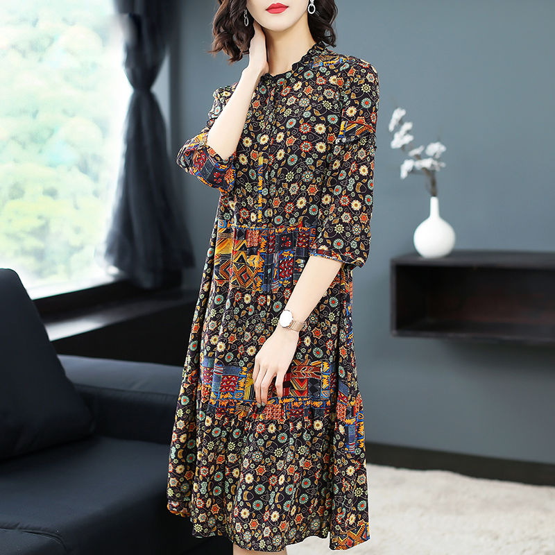 新上市就“走红”的富贵裙，嫂子把裤子全扔了，47岁穿出少女感