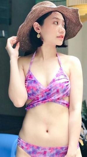 夏天就是要阳光沙滩比基尼