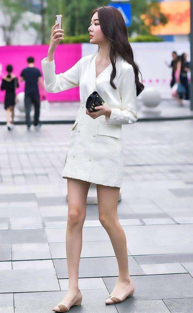 街拍：6位时尚小姐姐，让你挑一个做女朋友，你会选哪个？