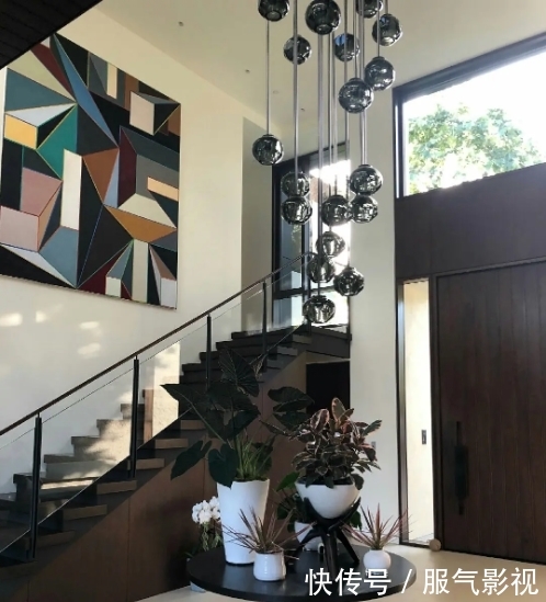 高以翔和女友谈了多久