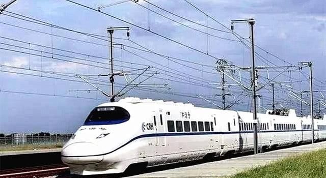  第一个@佩服！中国第一个实现市市通高铁的省份，景色也是十分迷