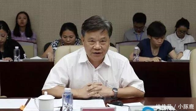 深圳落马高官消失两年后露面, 曾用市场价六折买房