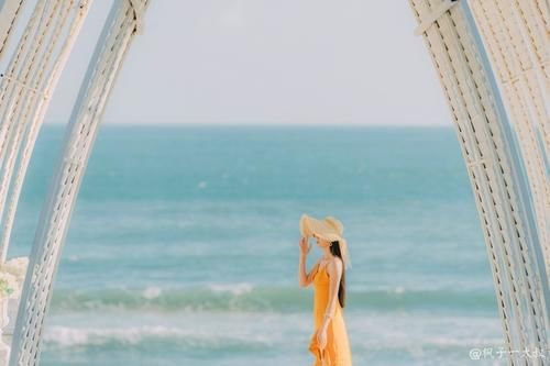 给冬季留点时光，与萌猴呆一会儿，海南未火的便宜海岛处处有惊喜