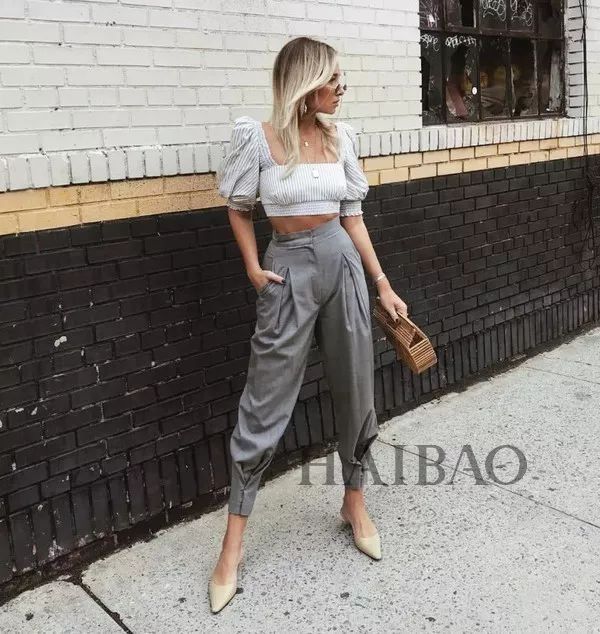 厉害| 今年最最最流行的小方领，时髦的同时居然还能显脸小!