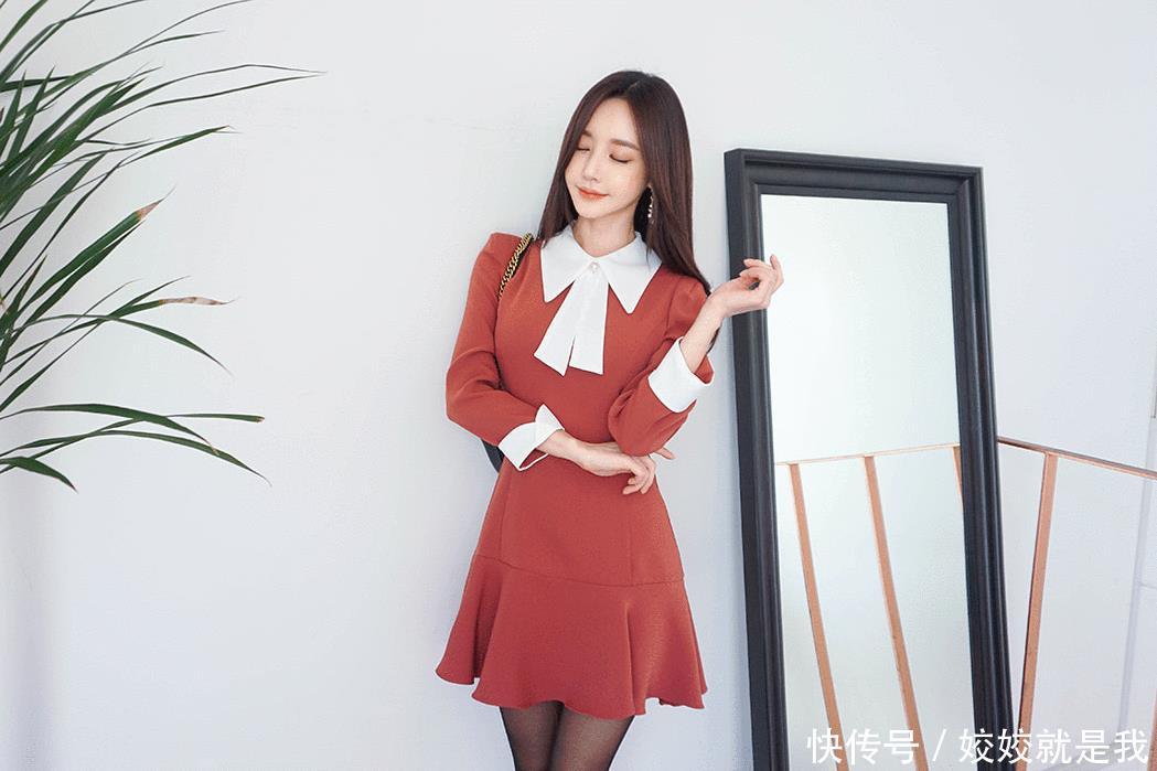  「黑丝」红裙黑丝，简单搭配，但也要看身材