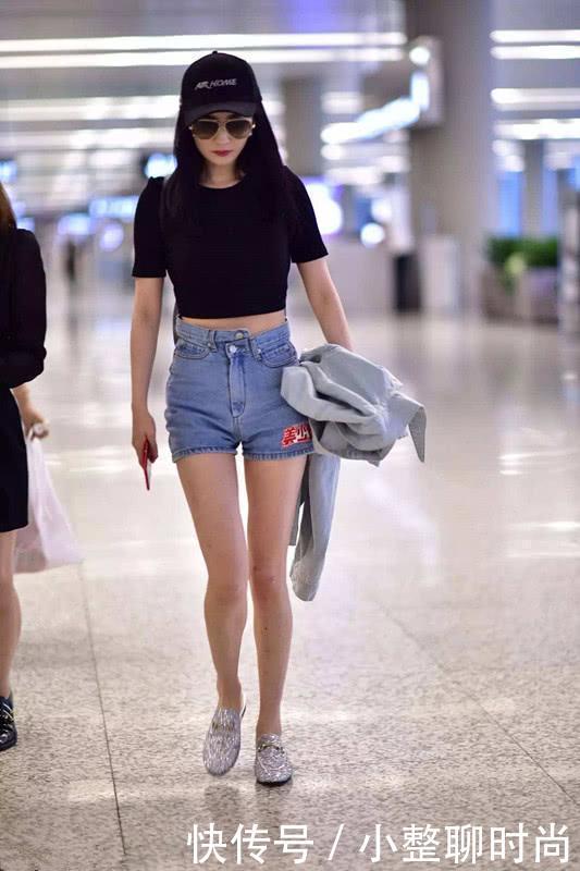 这年头什么大象腿赘肉根本不是事,像王菊一样自信那才是最重要!