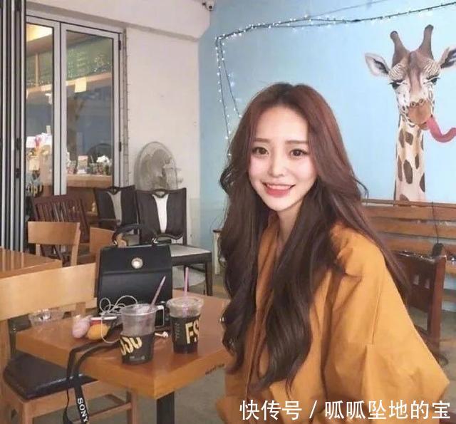  女生@大脸女生必备的五款发型，好打理又超级显脸小，清新还减龄