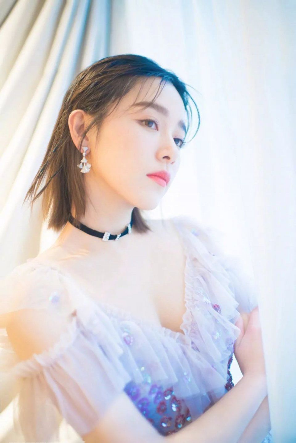 服气| 可清纯可魅惑，时尚感爆棚的阚清子叫人怎能不爱?