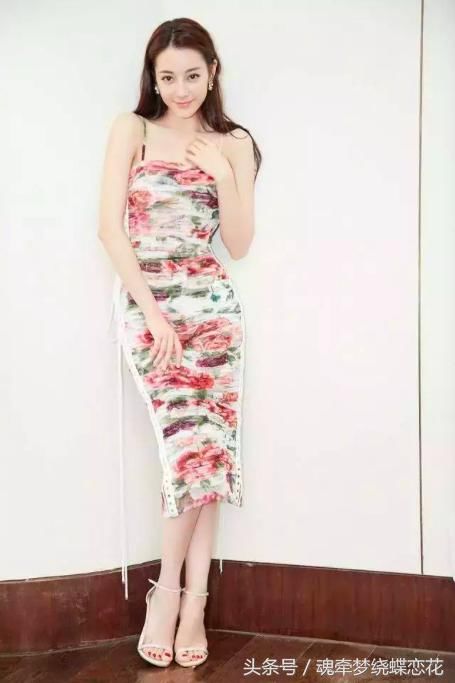 迪丽热巴扮花仙子，美得惊艳！