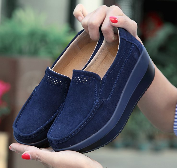 老婆无意间发现的女鞋，上脚舒适比高跟鞋还时尚，走一天都不累脚