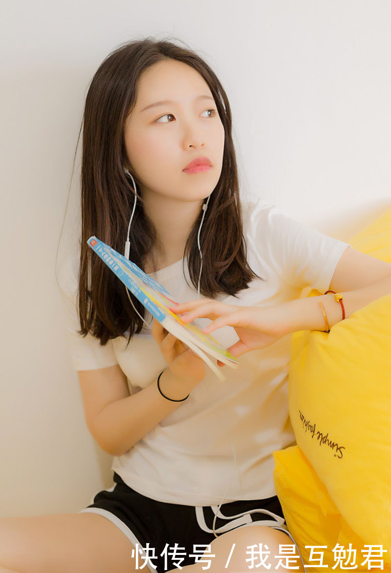 清新自然美女文艺慵懒居家写真