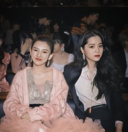 不少@对欧阳娜娜的称呼,宋祖儿叫娜娜刘昊然叫娜比,谁注意到王源?