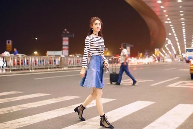 王丽坤厉害了，渔网还能当鞋穿，网友：考虑过林更新的感受吗？