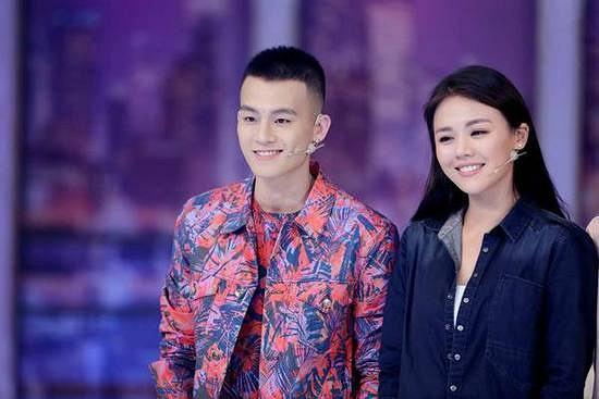 娱乐圈分手月来袭，四大女星纷纷中招，网友却喊：关晓彤放过鹿晗