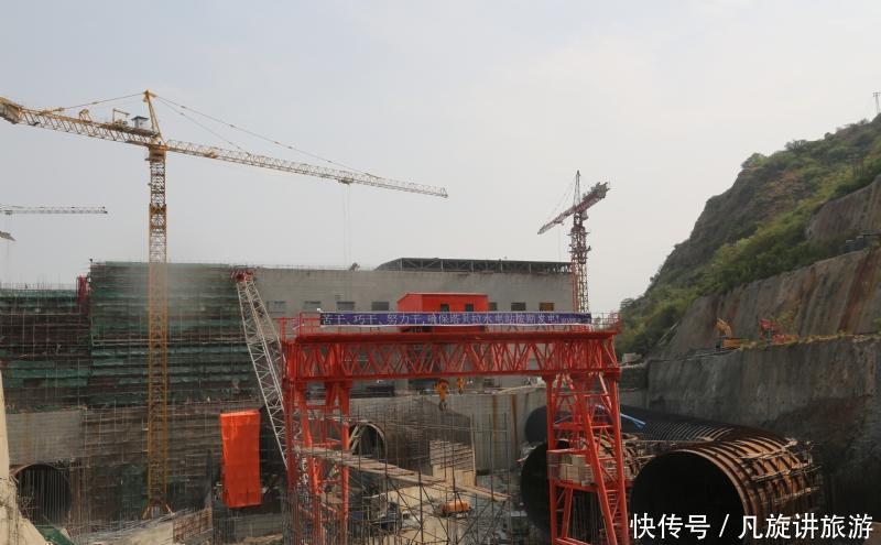 中国再为巴铁出手，帮建最大水电站，120米钢柱插入喜马拉雅山！