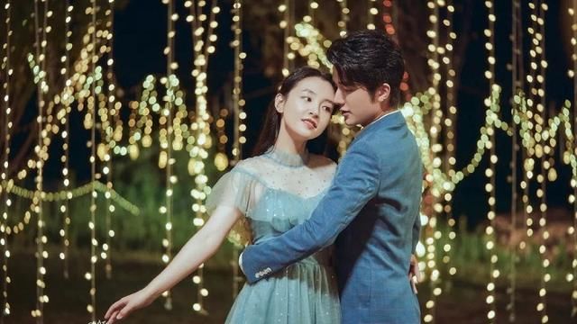  『小时候就』与其他的甜宠剧相比，这碗《冰糖炖雪梨》到底胜在哪里？