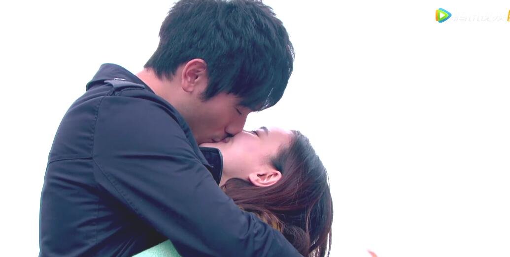 高以翔和他女友和照